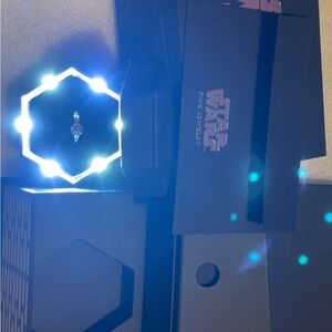 -READ-THREEPIO SERIES WOMEN'S RING
1/5 CTTW. White Diamonds 10K
Yellow Gold